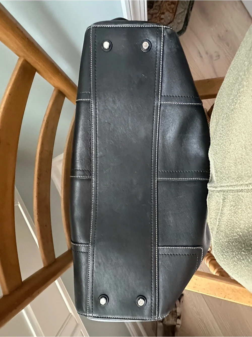 COACH Black Leather Messenger Bag with Contrast Stitching